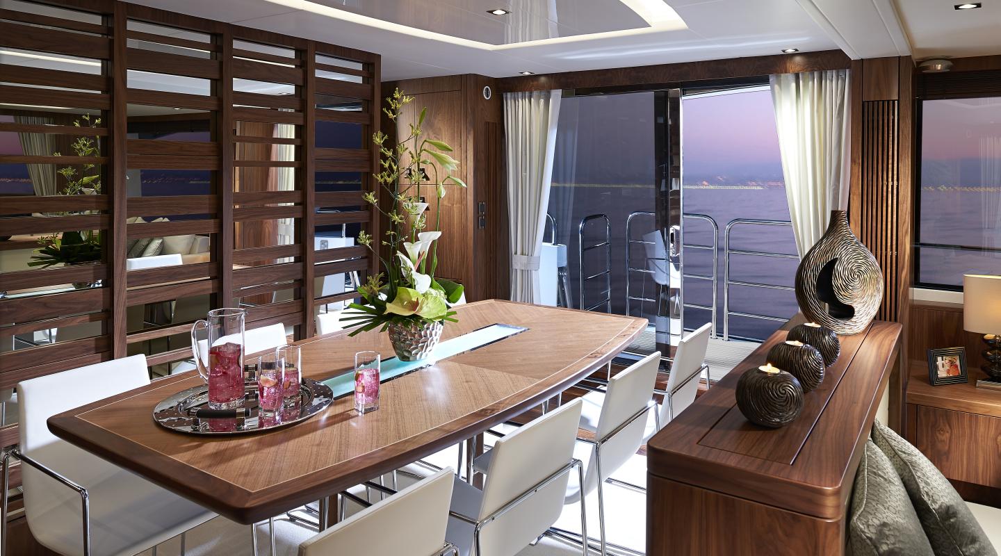 Saloon Dining 1709258v3